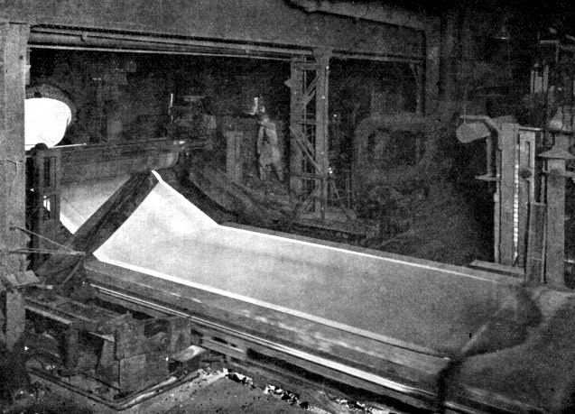 Casting Molten Plate Glass